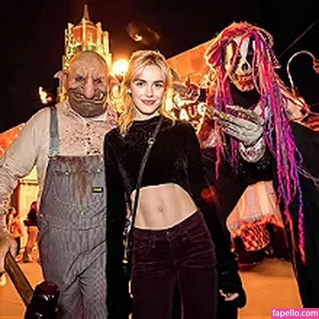 AdventuresSabrina / Kiernan Shipka / kiernanshipka Onlyfans Photo Gallery 