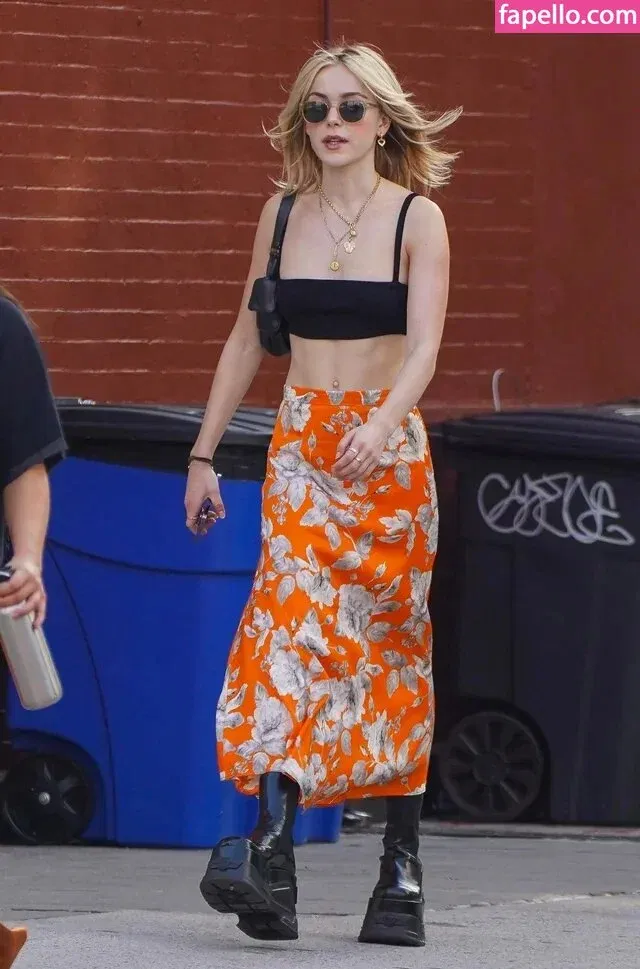 AdventuresSabrina / Kiernan Shipka / kiernanshipka Onlyfans Photo Gallery 