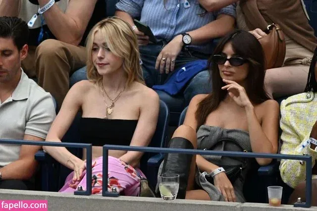 AdventuresSabrina / Kiernan Shipka / kiernanshipka Onlyfans Photo Gallery 