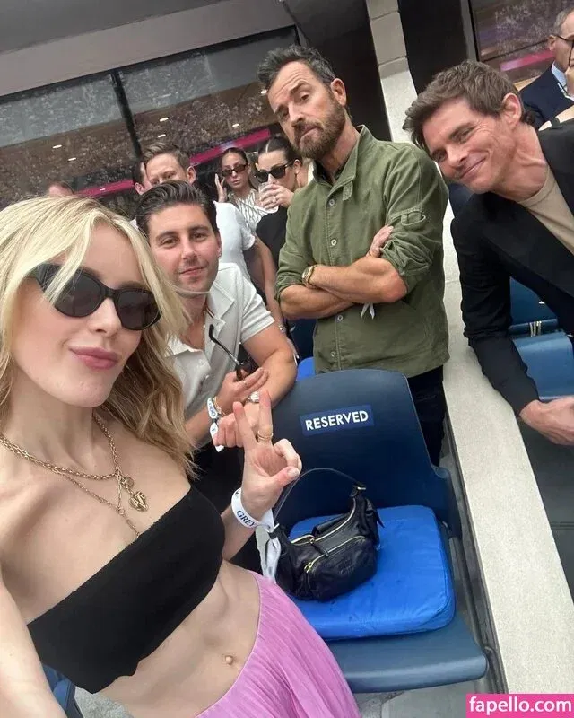 AdventuresSabrina / Kiernan Shipka / kiernanshipka Onlyfans Photo Gallery 