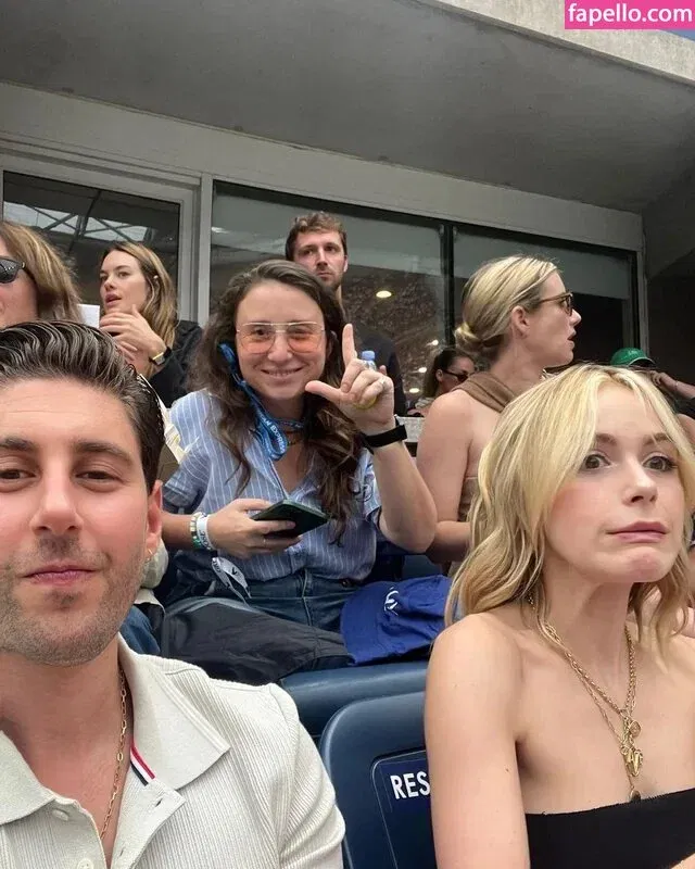 AdventuresSabrina / Kiernan Shipka / kiernanshipka Onlyfans Photo Gallery 