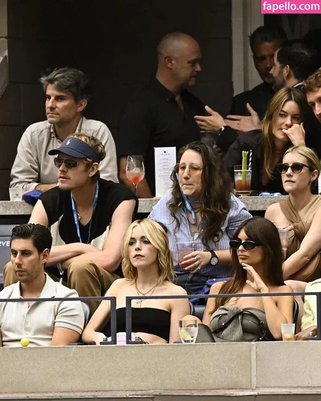 AdventuresSabrina / Kiernan Shipka / kiernanshipka Onlyfans Photo Gallery 