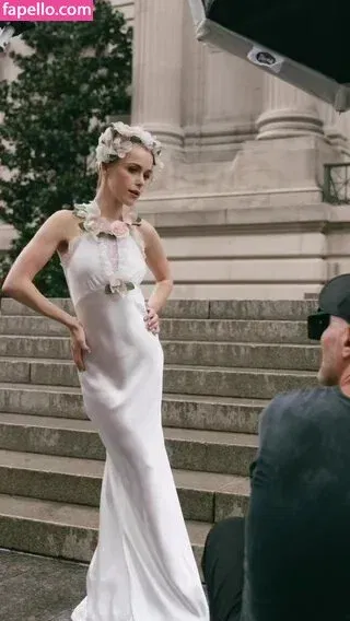 AdventuresSabrina / Kiernan Shipka / kiernanshipka Onlyfans Photo Gallery 