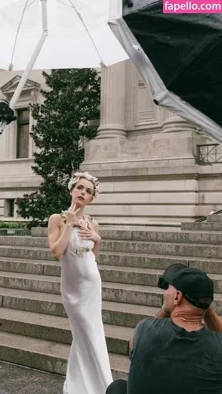 AdventuresSabrina / Kiernan Shipka / kiernanshipka Onlyfans Photo Gallery 