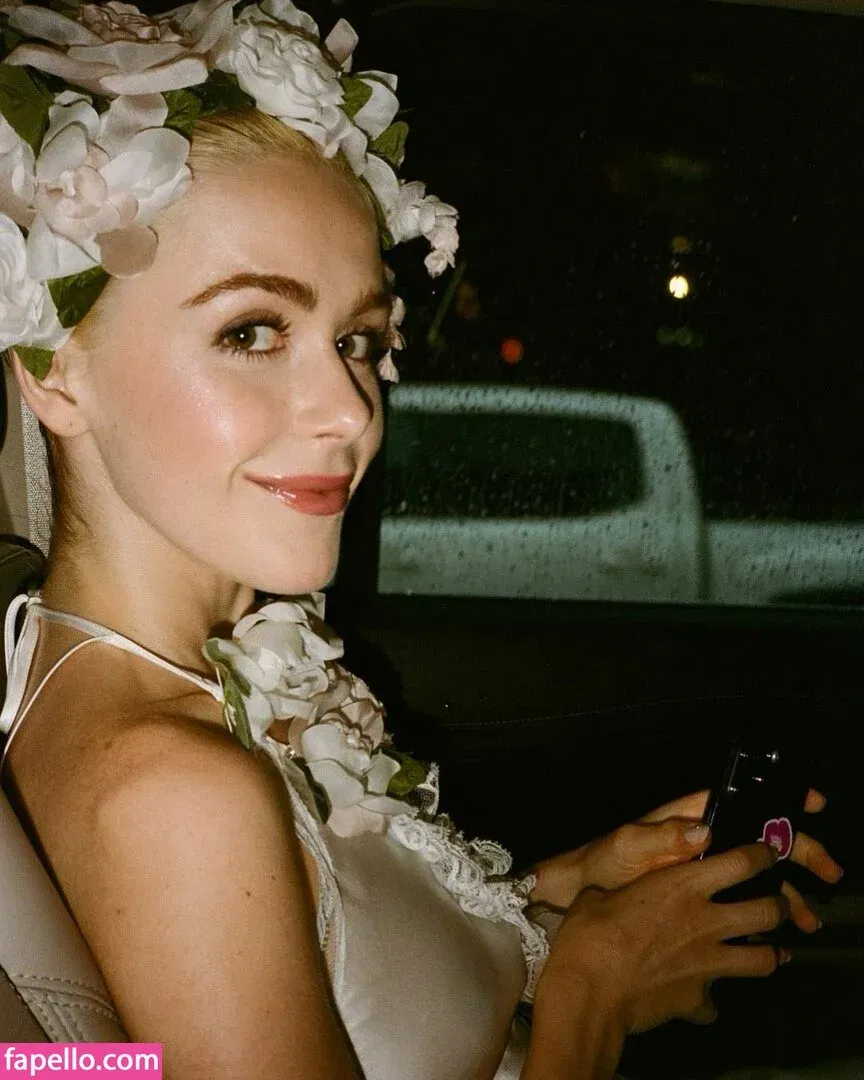 AdventuresSabrina / Kiernan Shipka / kiernanshipka Onlyfans Photo Gallery 