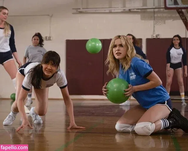 AdventuresSabrina / Kiernan Shipka / kiernanshipka Onlyfans Photo Gallery 