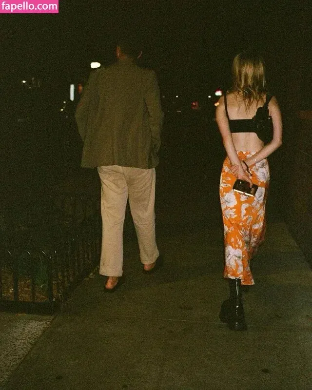 AdventuresSabrina / Kiernan Shipka / kiernanshipka Onlyfans Photo Gallery 