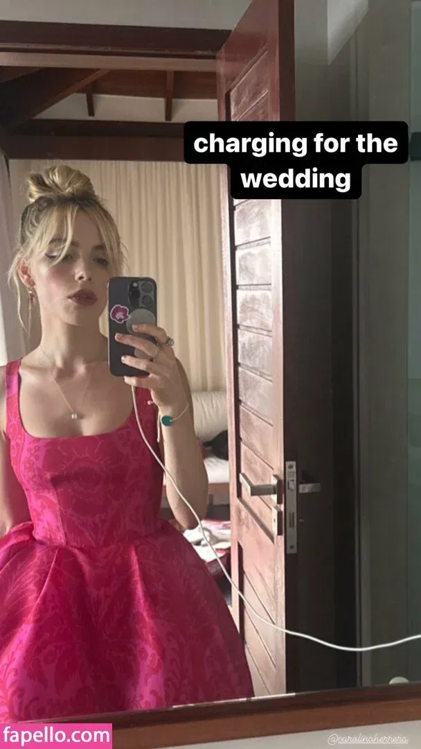 AdventuresSabrina / Kiernan Shipka / kiernanshipka Onlyfans Photo Gallery 