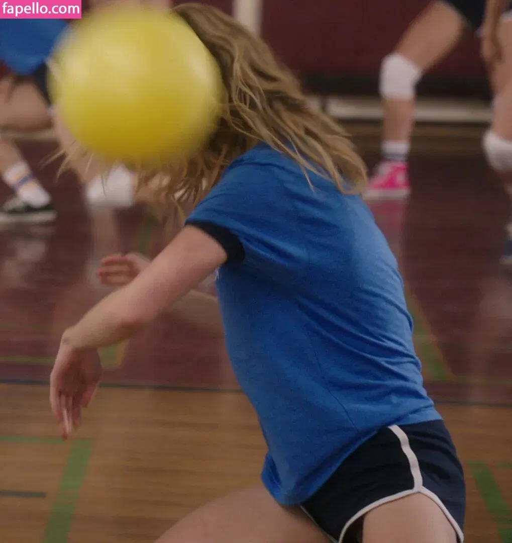 AdventuresSabrina / Kiernan Shipka / kiernanshipka Onlyfans Photo Gallery 