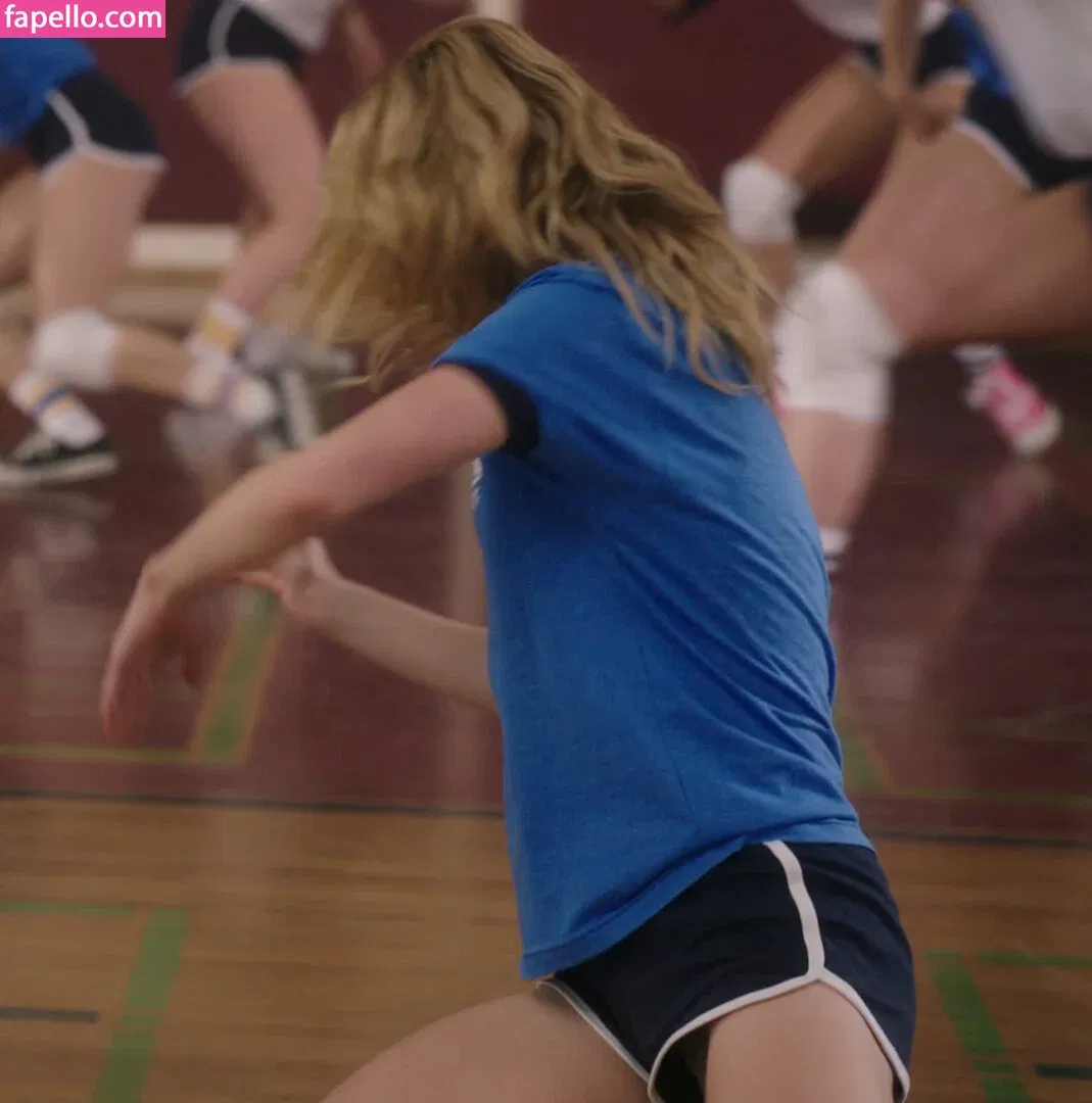 AdventuresSabrina / Kiernan Shipka / kiernanshipka Onlyfans Photo Gallery 