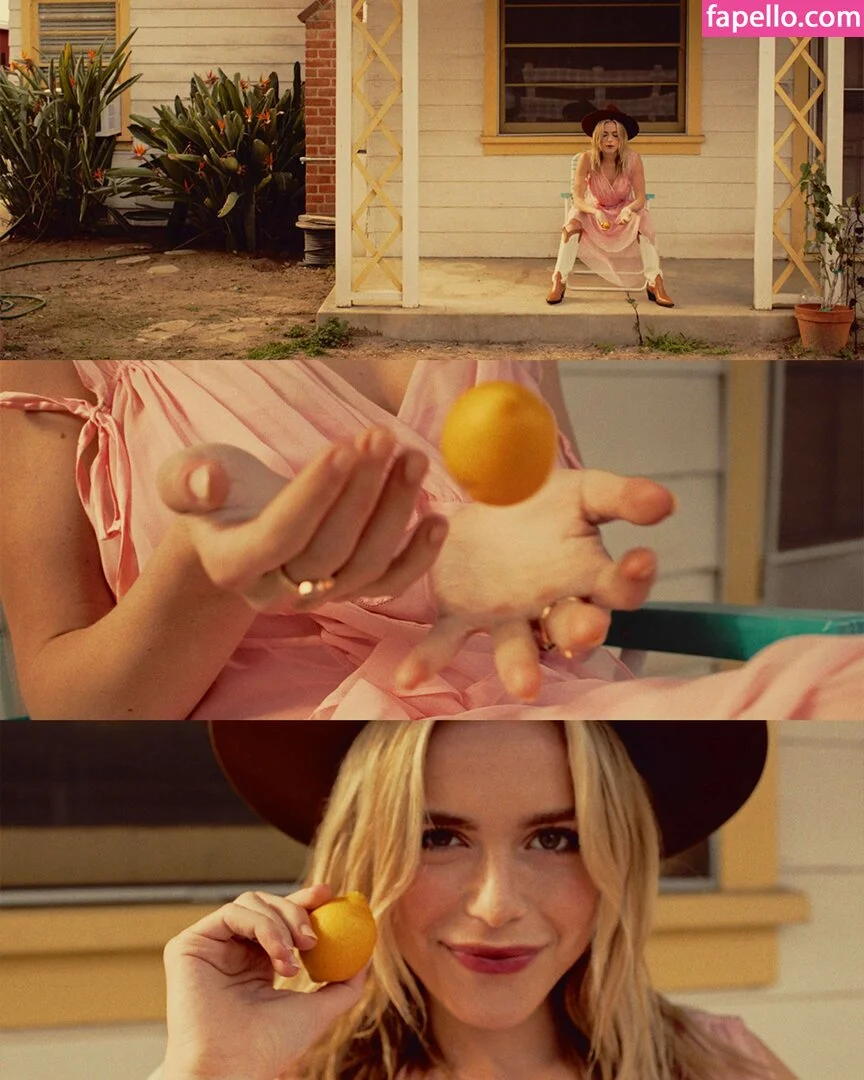 AdventuresSabrina / Kiernan Shipka / kiernanshipka Onlyfans Photo Gallery 