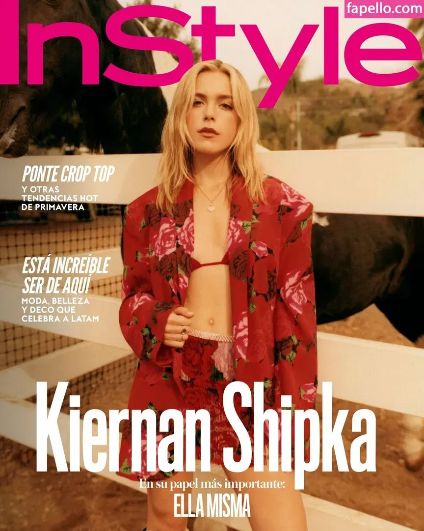 AdventuresSabrina / Kiernan Shipka / kiernanshipka Onlyfans Photo Gallery 