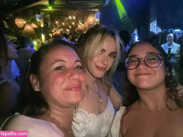 AdventuresSabrina / Kiernan Shipka / kiernanshipka Onlyfans Photo Gallery 