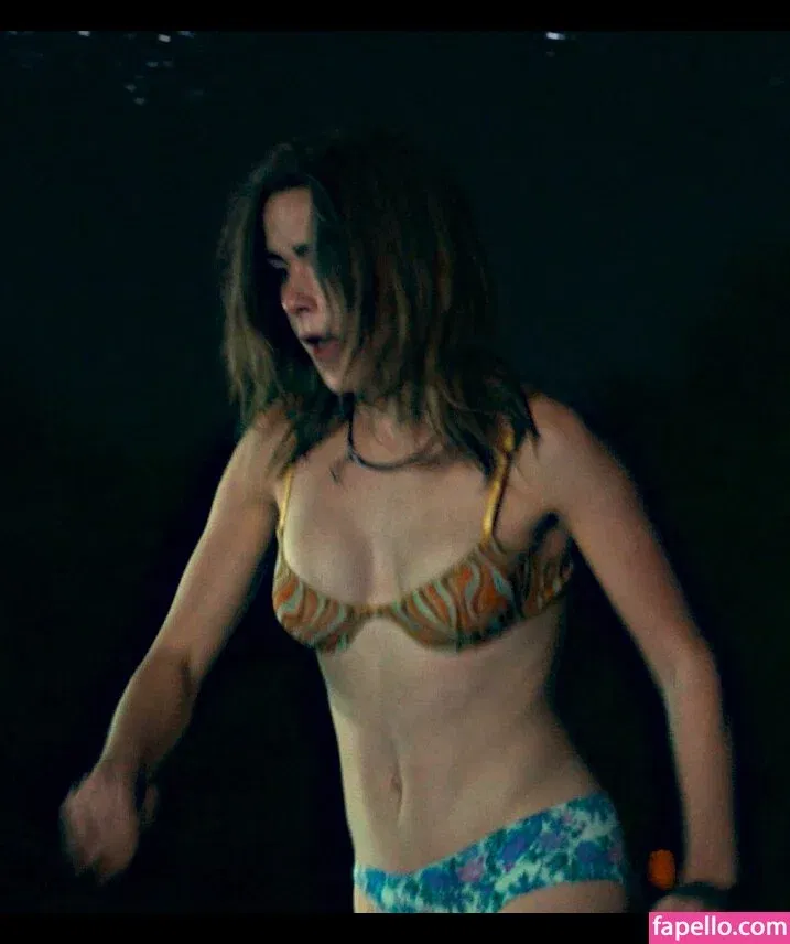 AdventuresSabrina / Kiernan Shipka / kiernanshipka Onlyfans Photo Gallery 