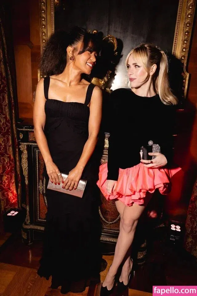 AdventuresSabrina / Kiernan Shipka / kiernanshipka Onlyfans Photo Gallery 