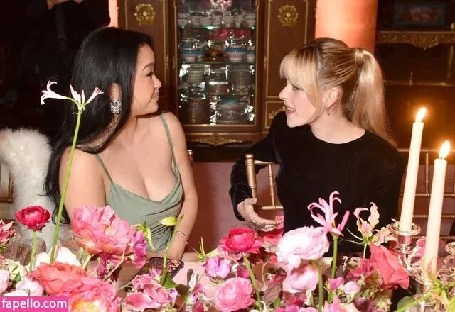 AdventuresSabrina / Kiernan Shipka / kiernanshipka Onlyfans Photo Gallery 