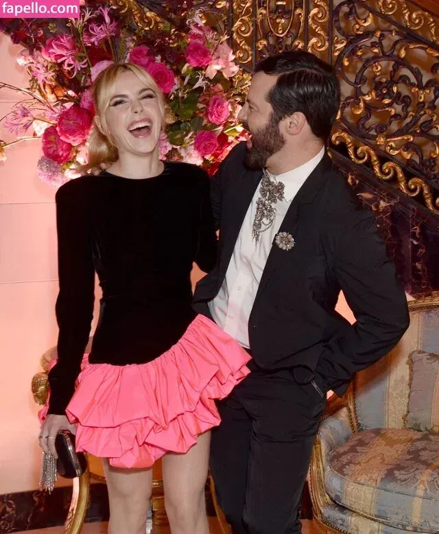 AdventuresSabrina / Kiernan Shipka / kiernanshipka Onlyfans Photo Gallery 