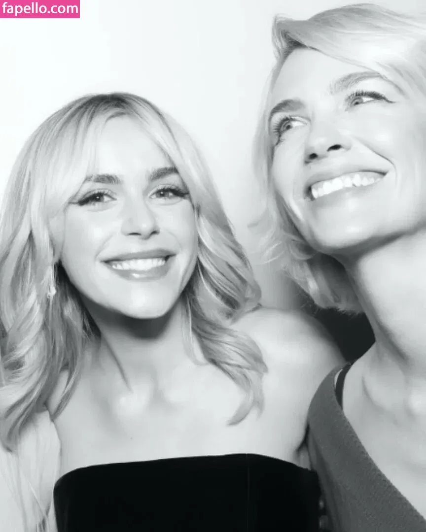 AdventuresSabrina / Kiernan Shipka / kiernanshipka Onlyfans Photo Gallery 