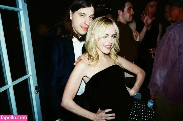 AdventuresSabrina / Kiernan Shipka / kiernanshipka Onlyfans Photo Gallery 