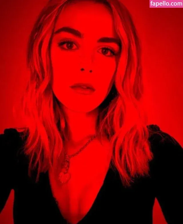 AdventuresSabrina / Kiernan Shipka / kiernanshipka Onlyfans Photo Gallery 