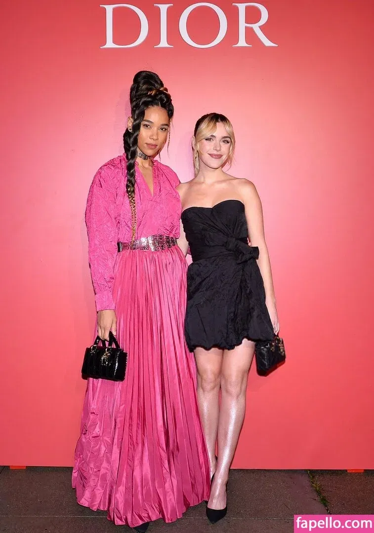 AdventuresSabrina / Kiernan Shipka / kiernanshipka Onlyfans Photo Gallery 