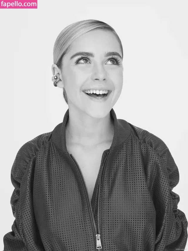 AdventuresSabrina / Kiernan Shipka / kiernanshipka Onlyfans Photo Gallery 