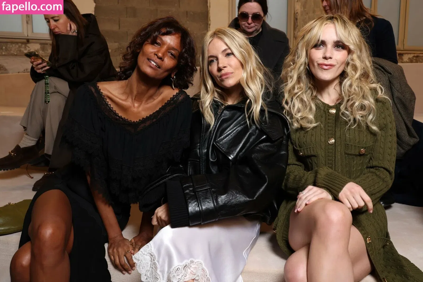 AdventuresSabrina / Kiernan Shipka / kiernanshipka Onlyfans Photo Gallery 