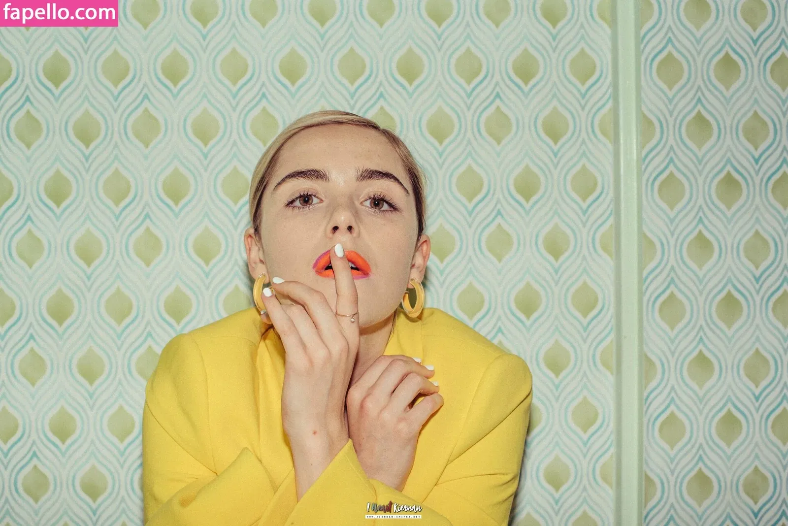 AdventuresSabrina / Kiernan Shipka / kiernanshipka Onlyfans Photo Gallery 