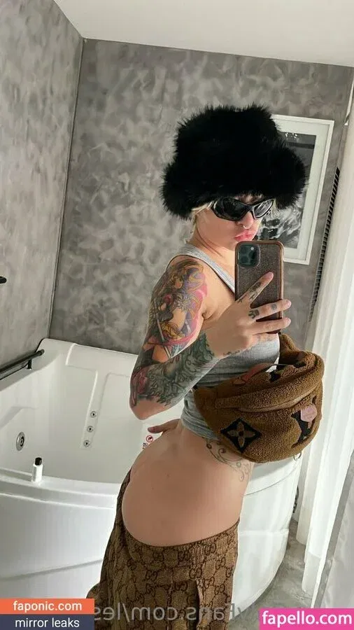 Leslie Shaw / leslieshaw Onlyfans Photo Gallery 