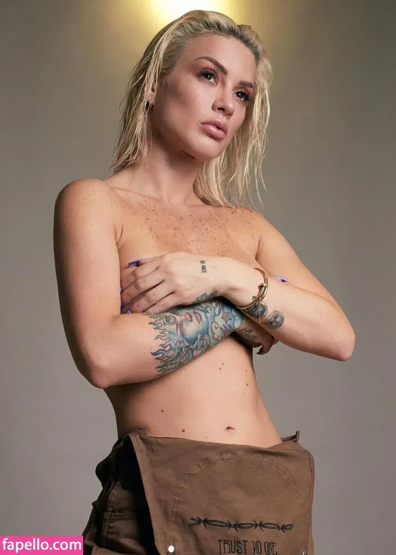 Leslie Shaw / leslieshaw Onlyfans Photo Gallery 