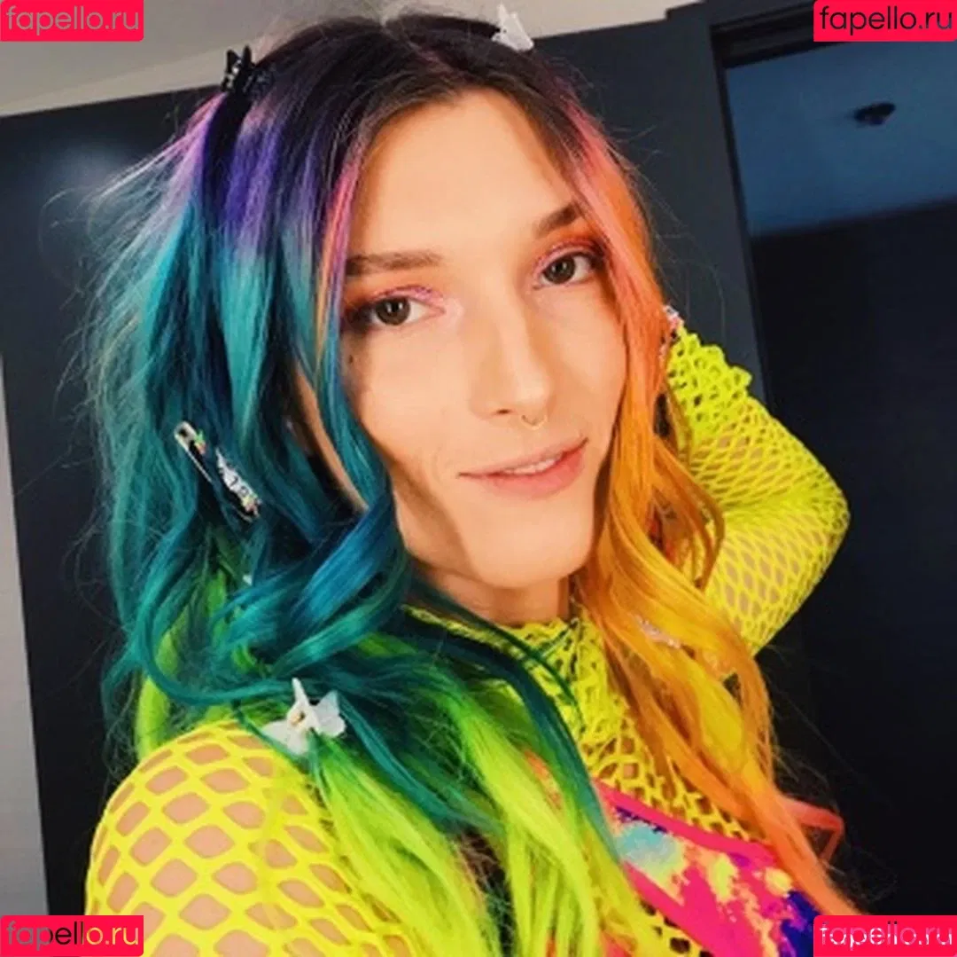 Dani Thorne / dani_thorne Onlyfans Photo Gallery 