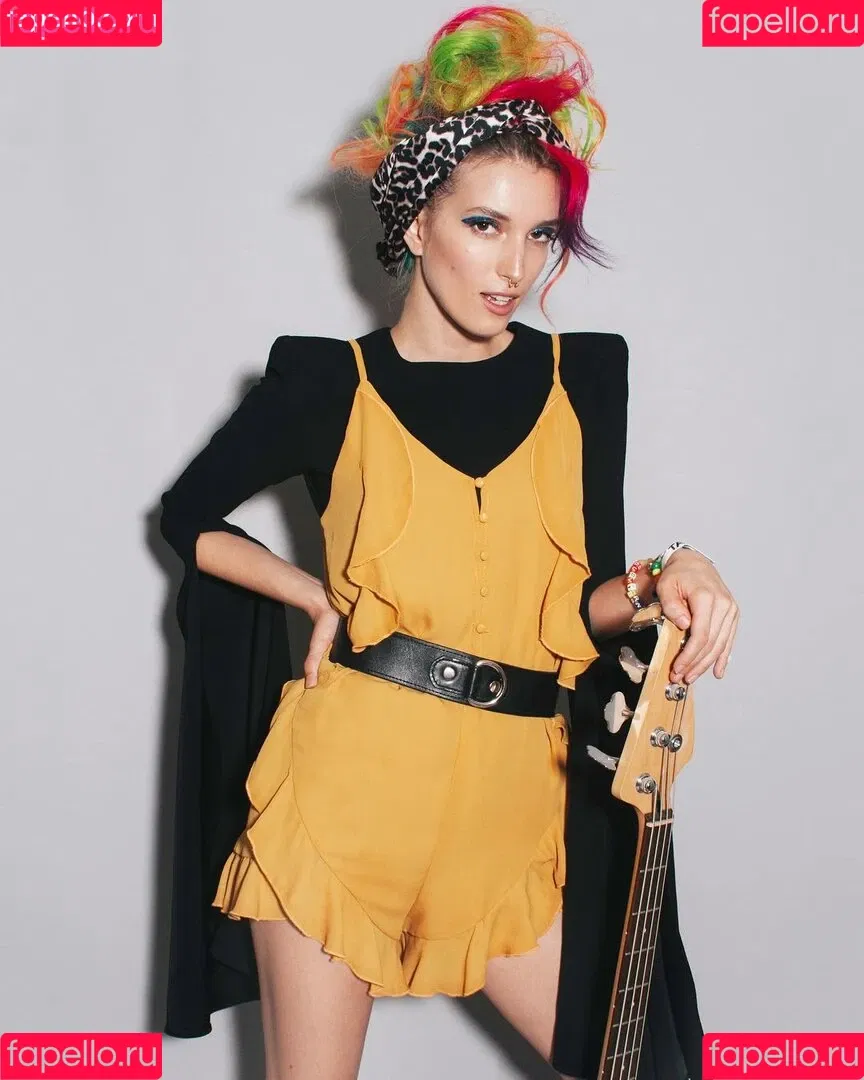 Dani Thorne / dani_thorne Onlyfans Photo Gallery 