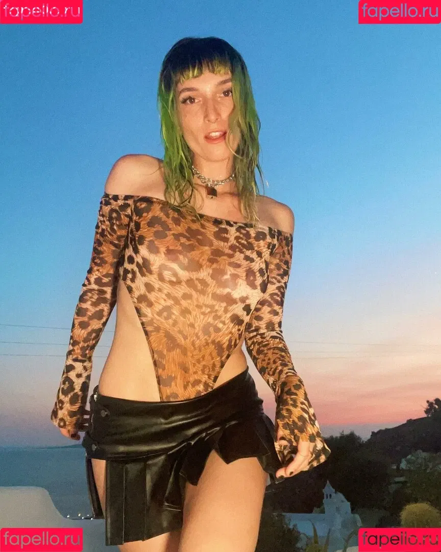 Dani Thorne / dani_thorne Onlyfans Photo Gallery 