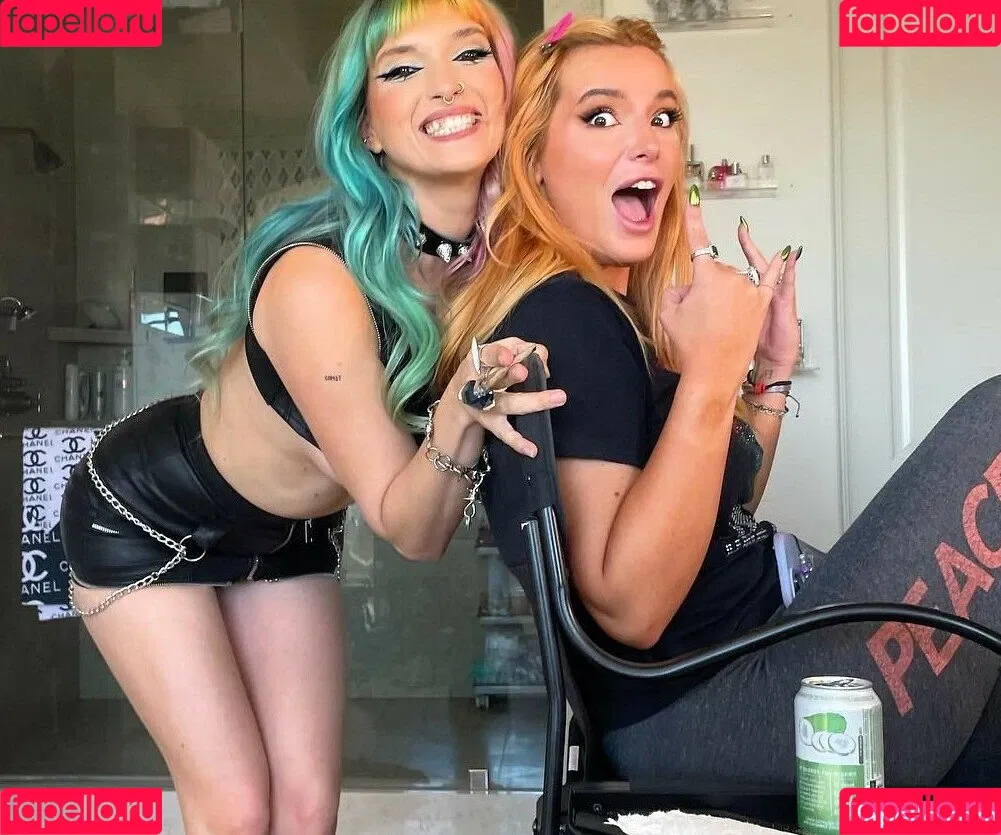 Dani Thorne / dani_thorne Onlyfans Photo Gallery 