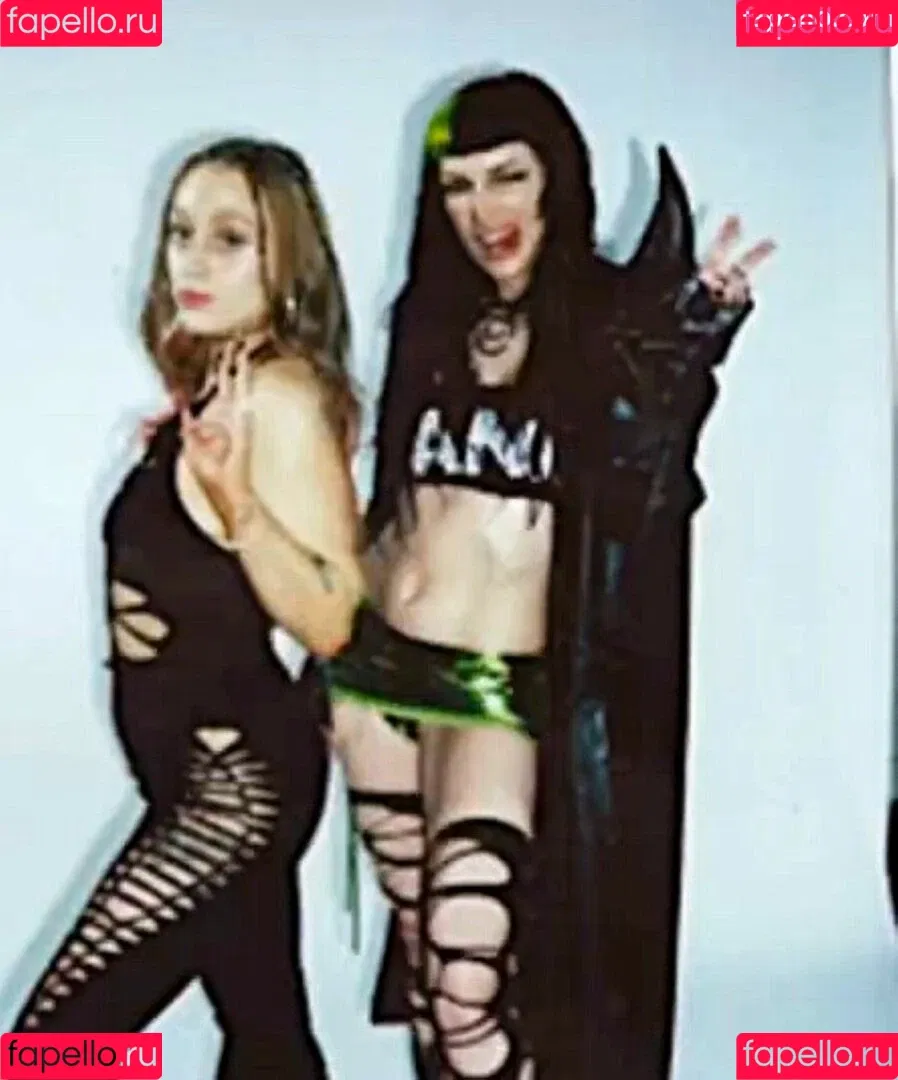 Dani Thorne / dani_thorne Onlyfans Photo Gallery 