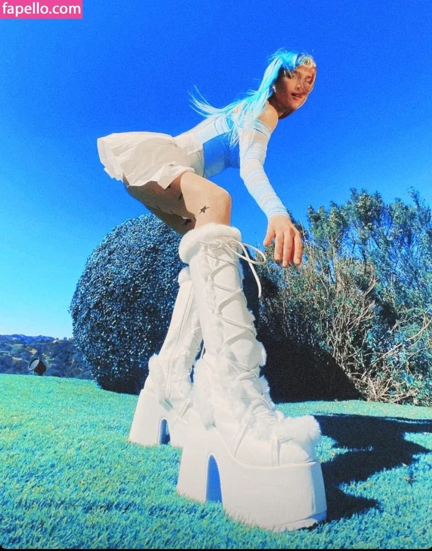 Dani Thorne / dani_thorne Onlyfans Photo Gallery 