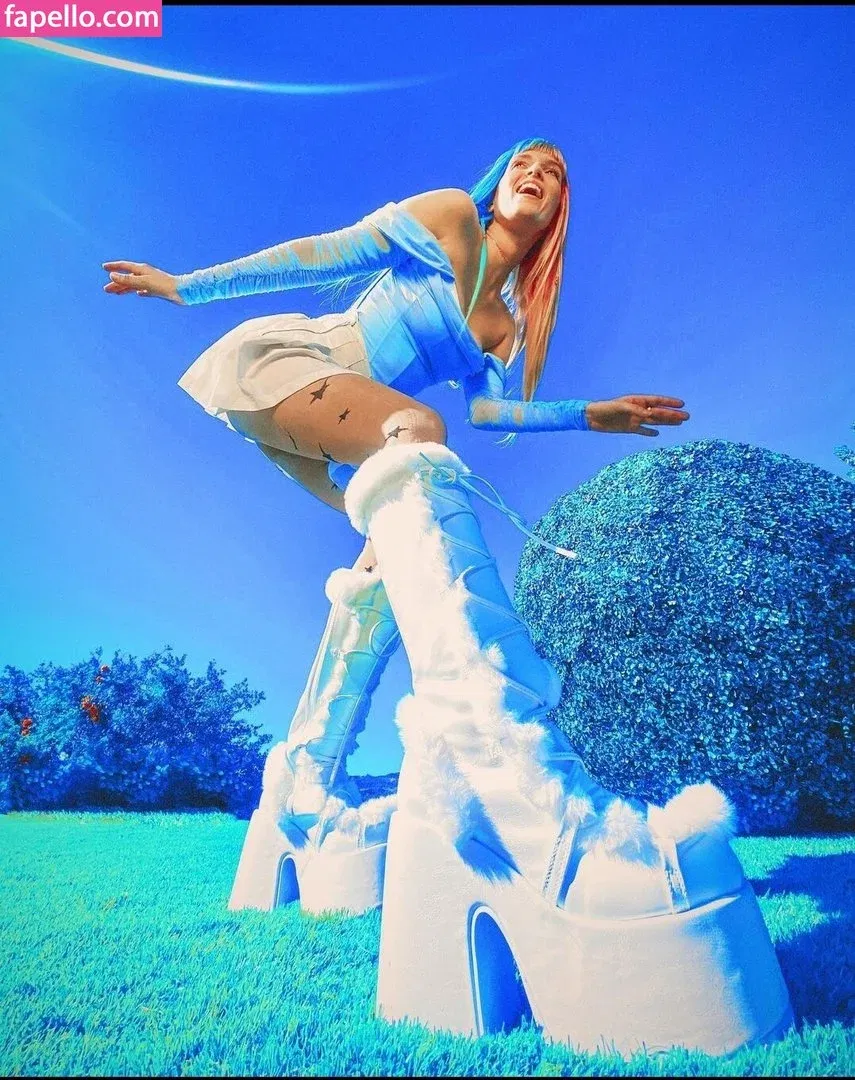 Dani Thorne / dani_thorne Onlyfans Photo Gallery 