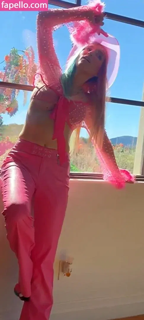 Dani Thorne / dani_thorne Onlyfans Photo Gallery 