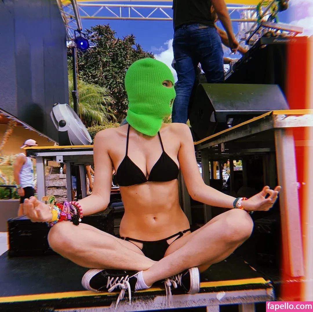 Dani Thorne / dani_thorne Onlyfans Photo Gallery 