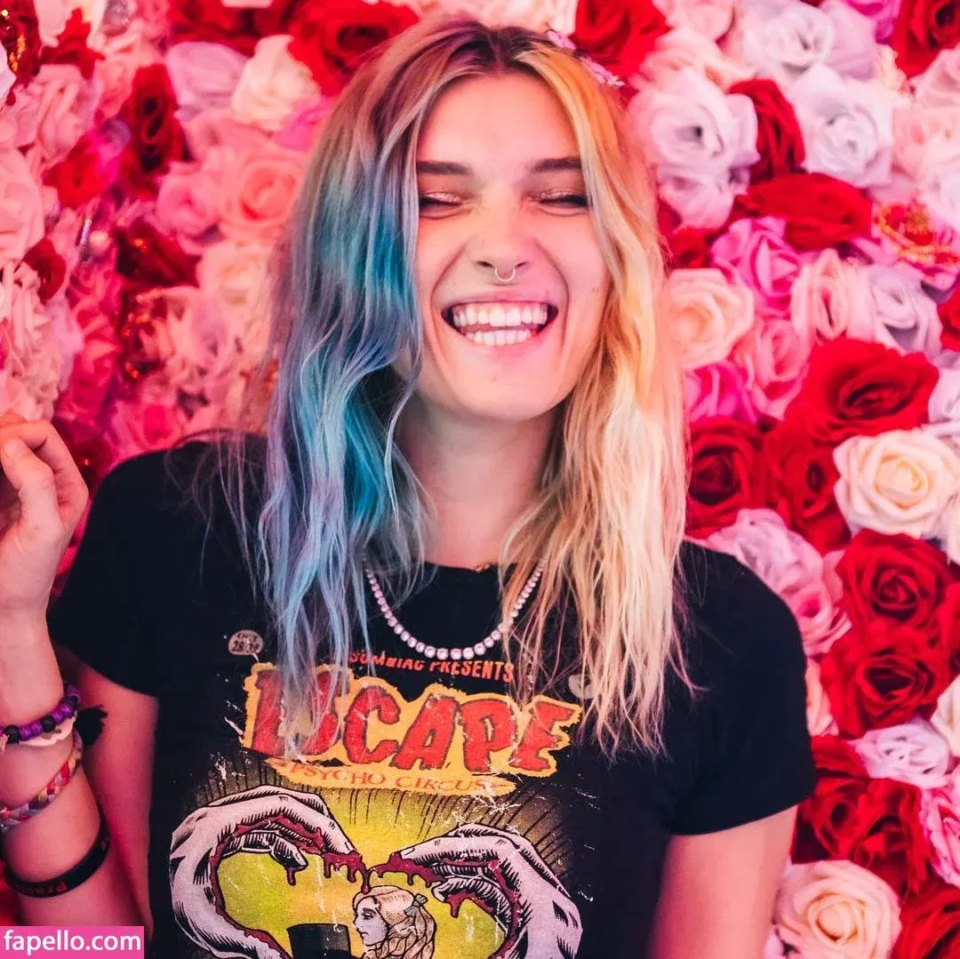 Dani Thorne / dani_thorne Onlyfans Photo Gallery 