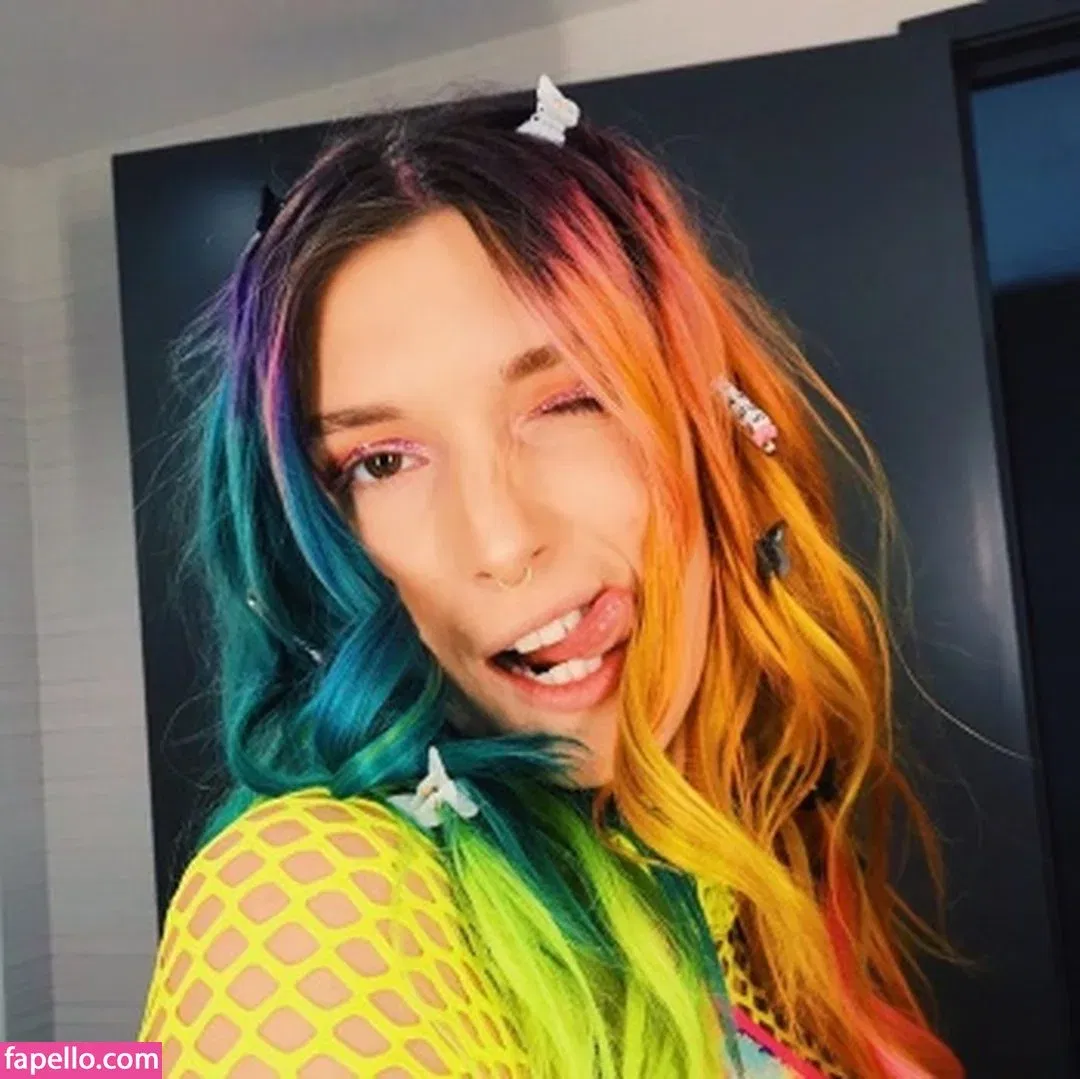 Dani Thorne / dani_thorne Onlyfans Photo Gallery 