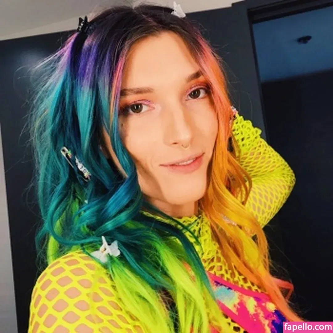 Dani Thorne / dani_thorne Onlyfans Photo Gallery 