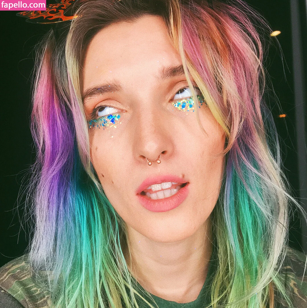 Dani Thorne / dani_thorne Onlyfans Photo Gallery 