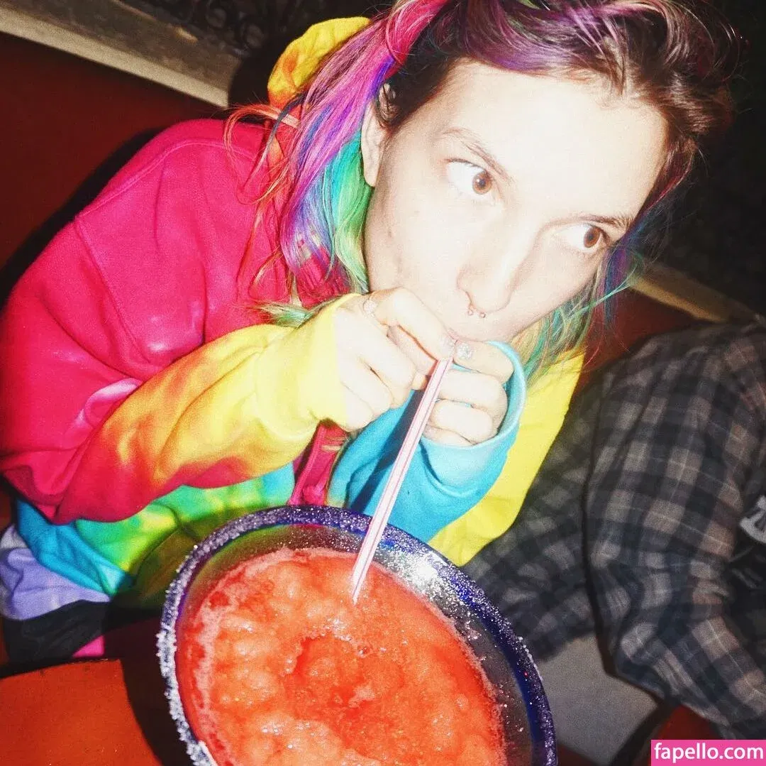 Dani Thorne / dani_thorne Onlyfans Photo Gallery 