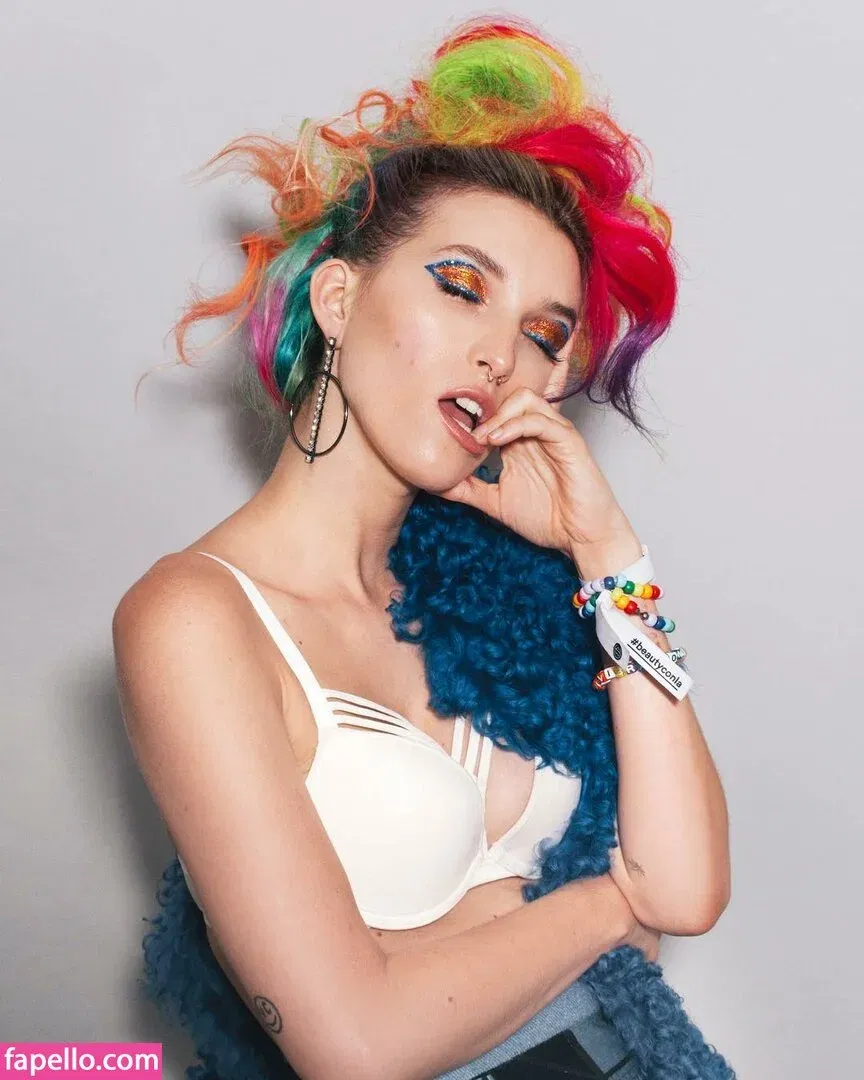 Dani Thorne / dani_thorne Onlyfans Photo Gallery 