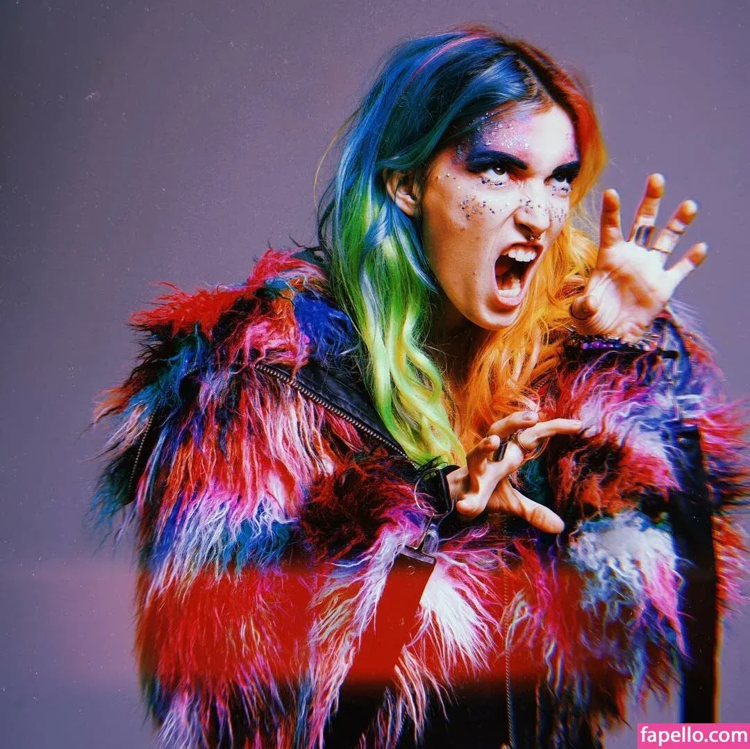 Dani Thorne / dani_thorne Onlyfans Photo Gallery 