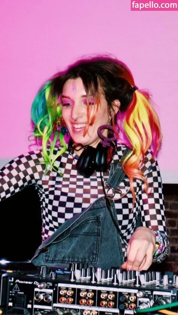 Dani Thorne / dani_thorne Onlyfans Photo Gallery 