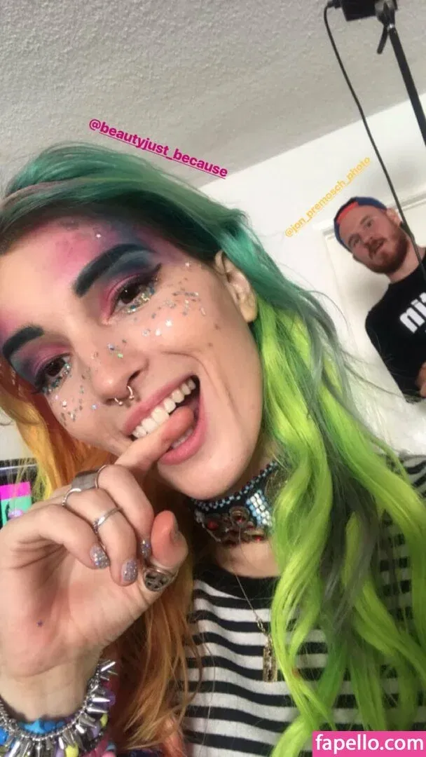 Dani Thorne / dani_thorne Onlyfans Photo Gallery 