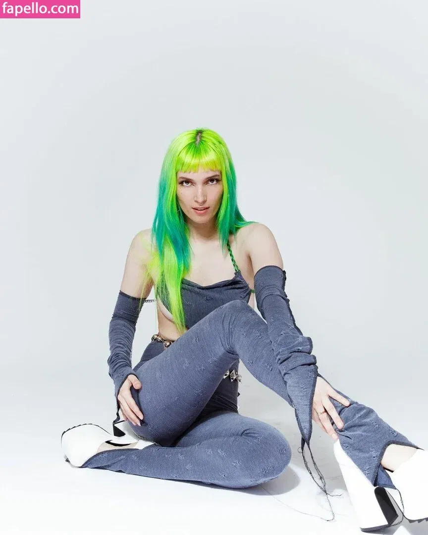 Dani Thorne / dani_thorne Onlyfans Photo Gallery 