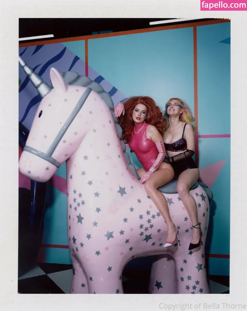 Dani Thorne / dani_thorne Onlyfans Photo Gallery 